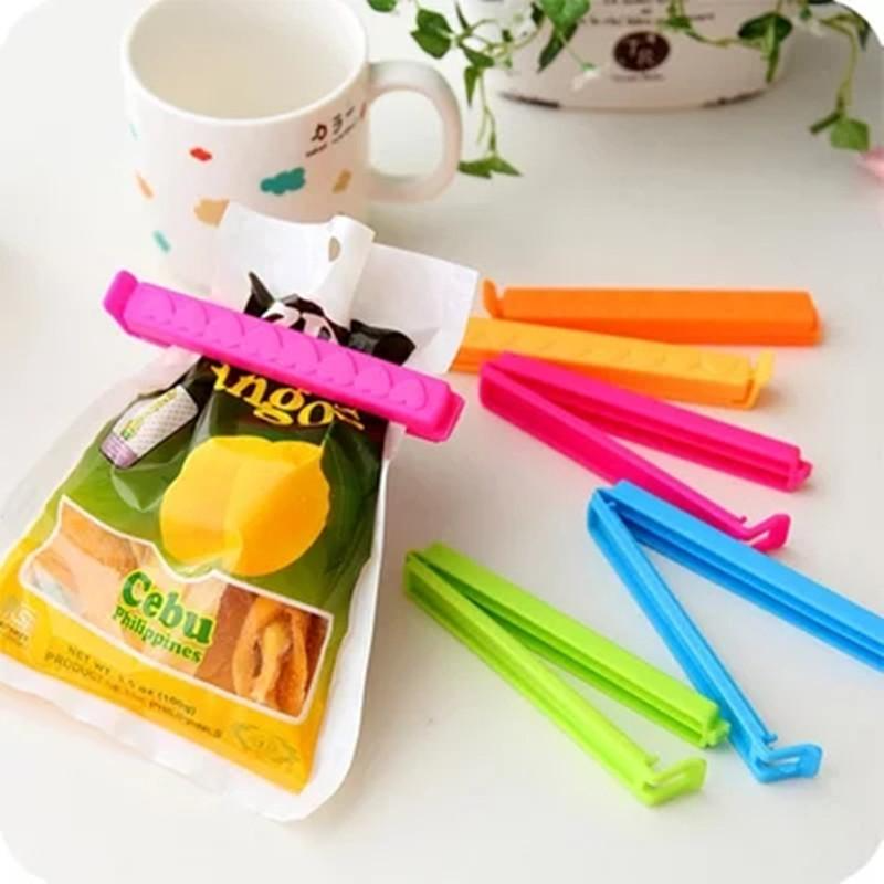 12Pcs - Portable Kitchen Storage Food Sealing Bag Clips.