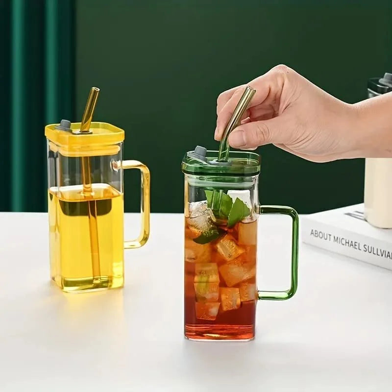 Sipper Glass with Colorful Lid